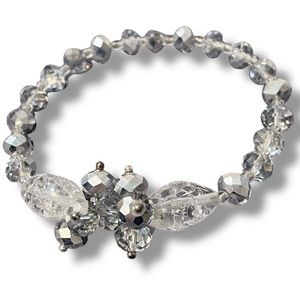 ❤️ Vintage Avon Stretch Crystal Bracelet